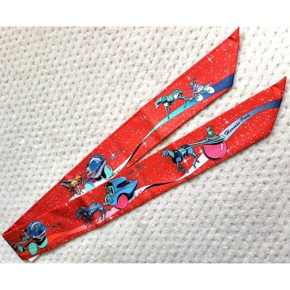NWT Authentic Hermes SPACE DERBY RED Rouge/Vert/Bleu horse silk Twilly Scarf - Picture 1 of 6